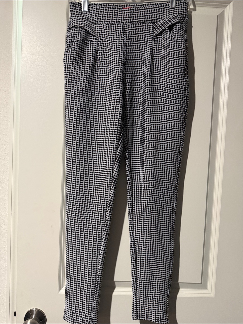 Houndstooth Slim Ponte Pants - Black & White